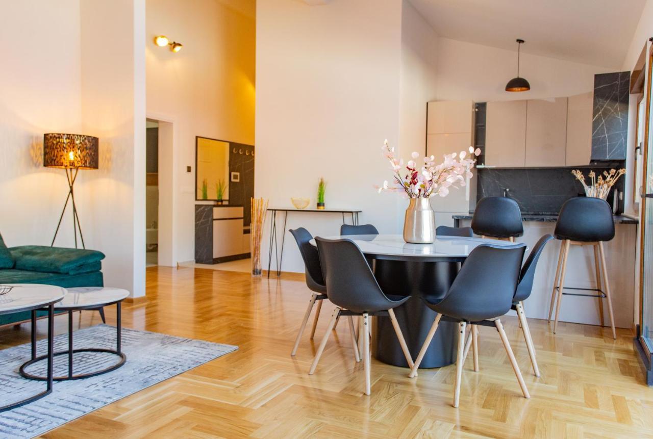 מוסטר Exclusive Penthouse Old Town With Sauna And Jacuzzi מראה חיצוני תמונה