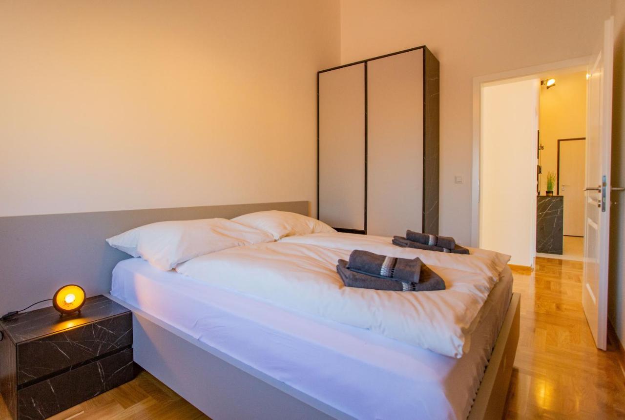 מוסטר Exclusive Penthouse Old Town With Sauna And Jacuzzi מראה חיצוני תמונה